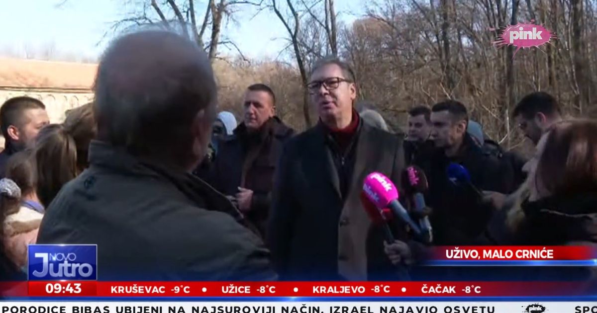 Vučić sa građanima Malog Crnića: Mnogi od njih vratili su se iz inostranstva, sad imaju ova pitanja