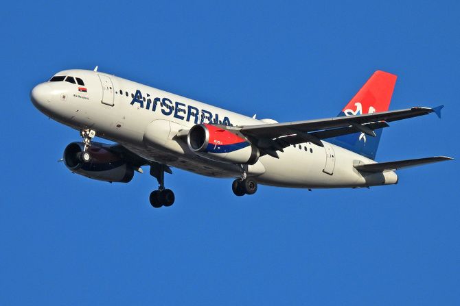 Air Serbia Airbus A319 A320