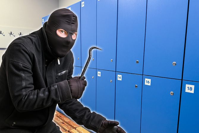 Krađa u svlačionici Krađa u svlačionici