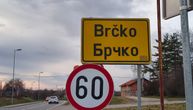 Poruke mržnje protiv Srba osvanule u školskom dvorištu u Brčkom: Gradonačelnik očekuje reakciju policije