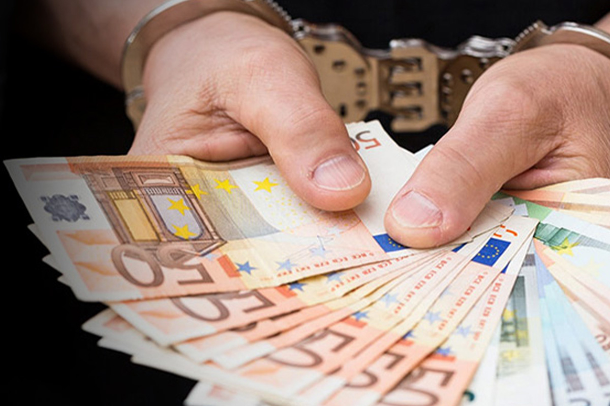 Čovek (58) odvozio kolica iz prodavnice i prodavao kao staro gvožđe: Oštetio market za 70.000 evra