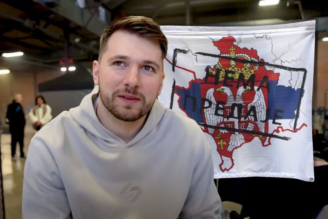 Luka Dončić zastava Luka Dončić zastava