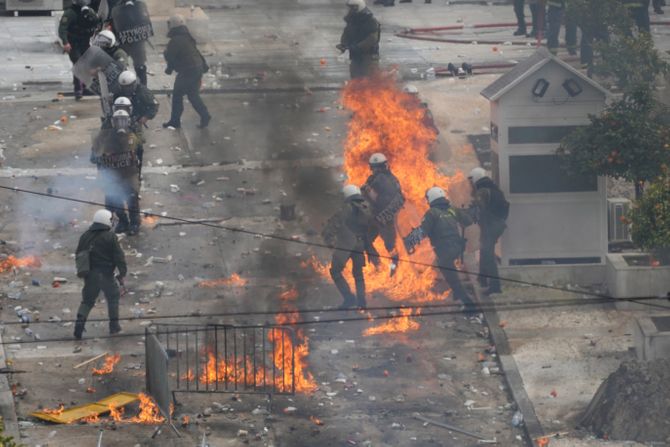 Grčka godišnjica železničke nesreće sukob demonstracija protest