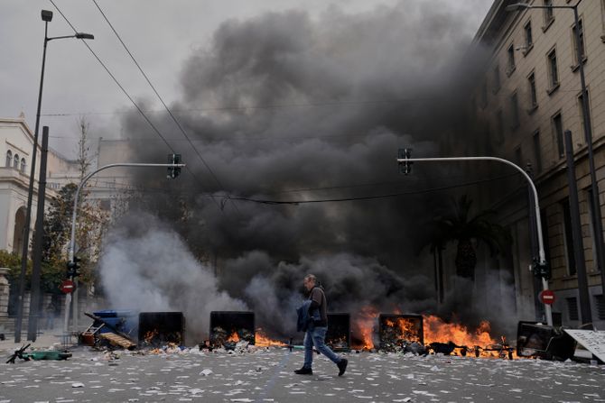 Grčka protest neredi godišnjica železničke nesreće