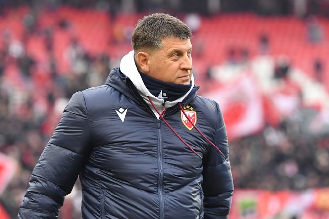 FK Crvena zvezda - FK IMT Novi Beograd FK Crvena zvezda - FK IMT Novi Beograd