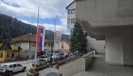 Nova Varoš skrhana, proglašen Dan žalosti: Rana smrt dva mlada čoveka iznenadila sve, zastave na pola koplja