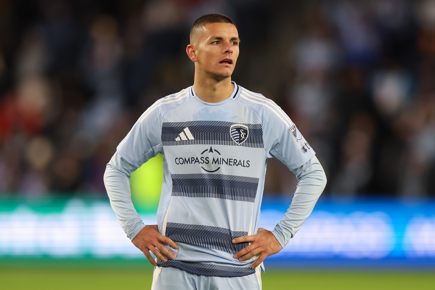 Veljko Paunović ga vratio u reprezentaciju posle 2 godine, on asistirao u porazu, Mesi bez pobede