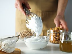 akvafaba, zamena za jaja, umućena belanca, zamena za belanca, vaskršnji post, uskršnji post