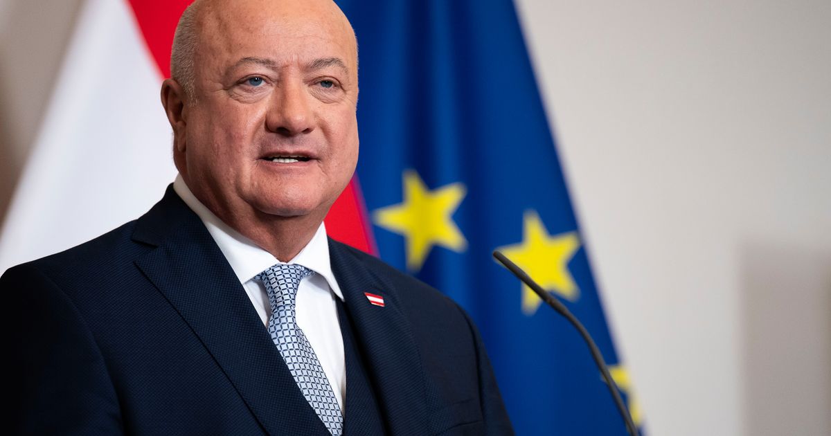 Austrijski kancelar doživeo saobraćajnu nesreću!