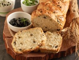 hleb sa maslinama, recept za hleb sa maslinama, hleb, masline, hleb sa maslinama recept