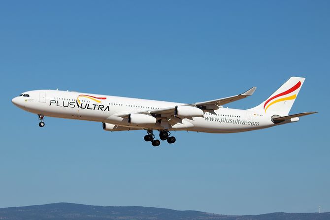 Plus Ultra Airbus A340-30