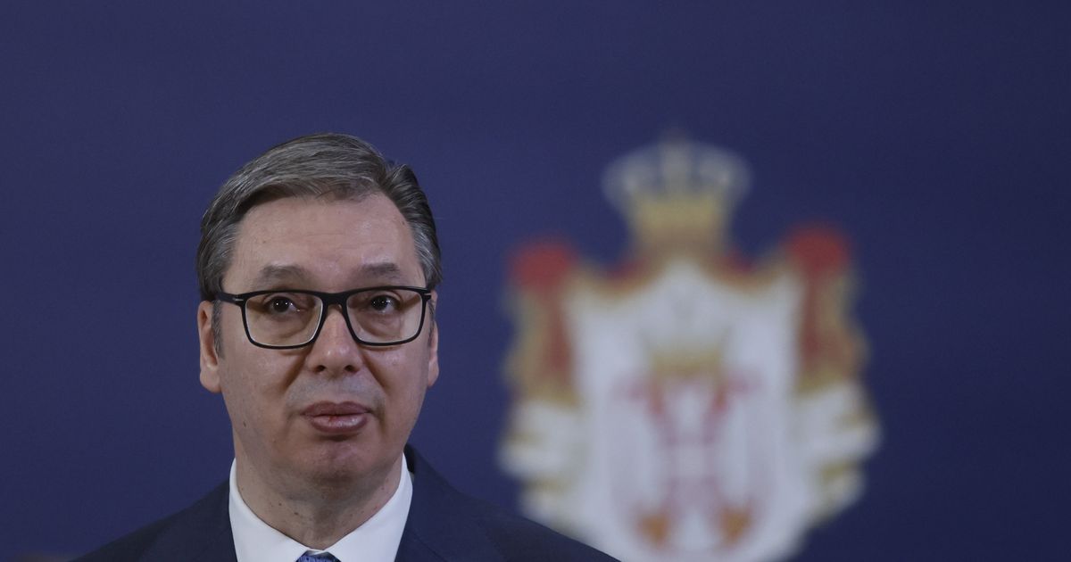 Predsednik Vučić se obraća javnosti