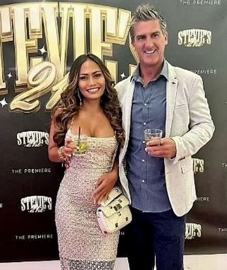 Sarintha Olarenshawi, Ricky Olarenshaw Sarintha Olarenshawi, Ricky Olarenshaw