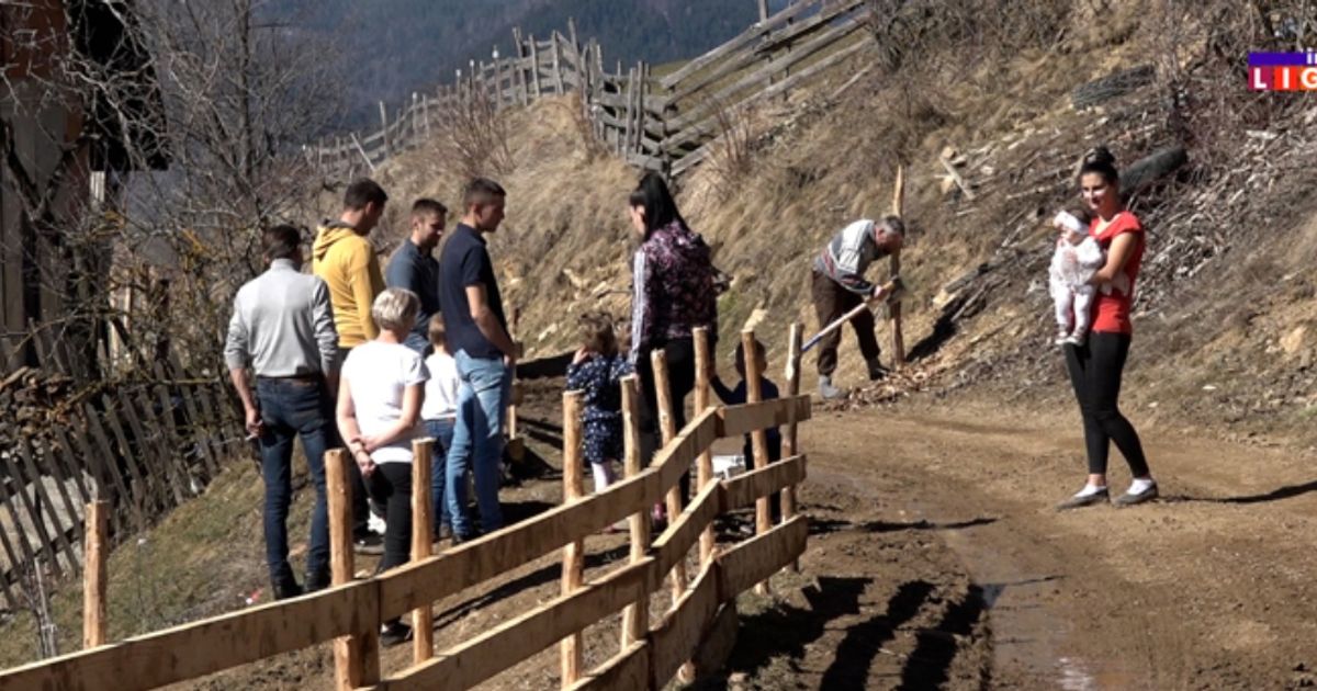 Dva brata, petoro dece, bliznakinje na putu i život u ivanjičkom selu punom ljubavi: Ovakve priče su retkost