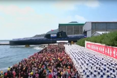 Severna Koreja, podmornica na nuklearni pogon