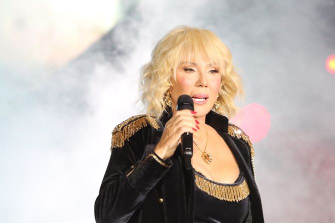 Lepa Brena, Koncert Ljubljana, Stožice Lepa Brena, Koncert Ljubljana, Stožice
