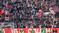 Delije se usred noći pojavile ispred stadiona narednog rivala i poslale poruku uz bakljadu
