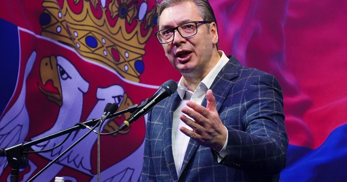 Predsednik Vučić čestitao Angelini Topić za osvajanje srebra na EP