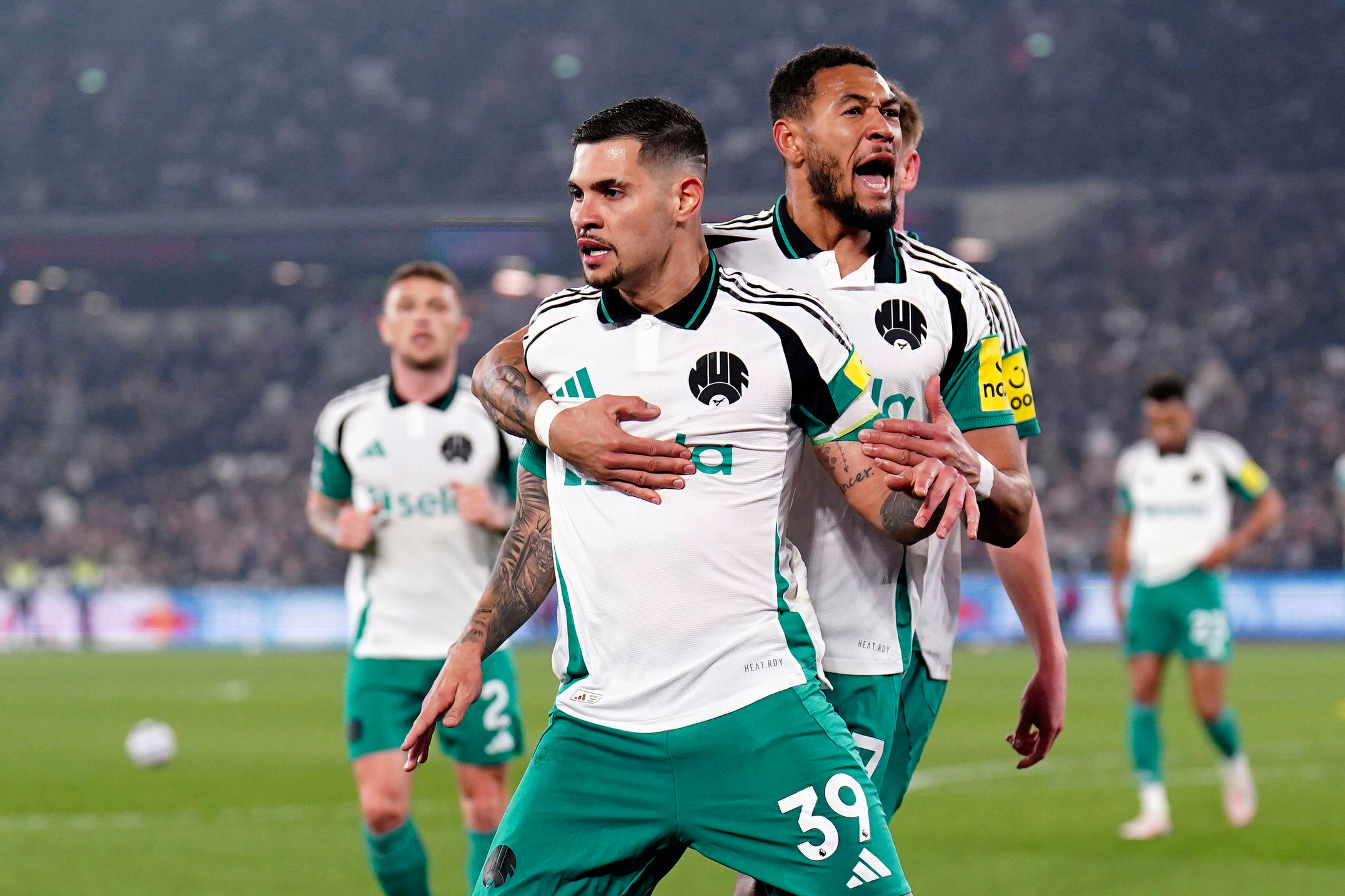 Arsenal žestoko zagrizao za jednog od najboljih vezista Premijer lige