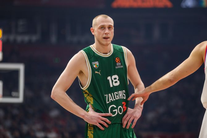 Alen Smailagić Alen Smailagić
