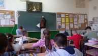 Menja se školski kalendar, evo za koliko se đacima u Srbiji može produžiti godina