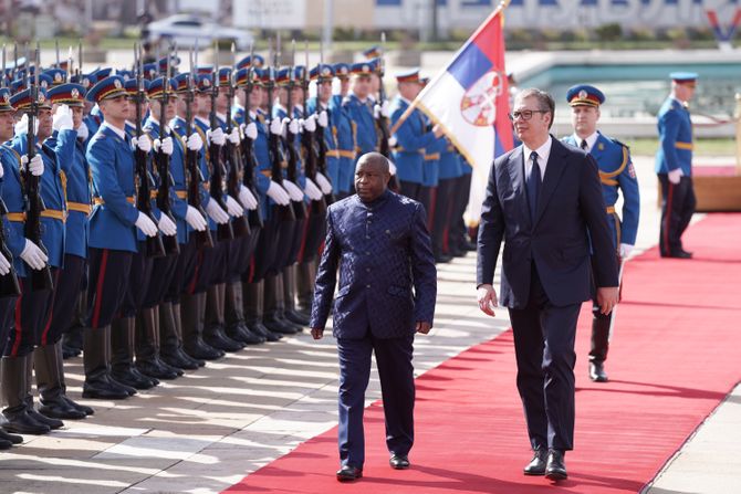 Aleksandar Vučić, Burundi doček