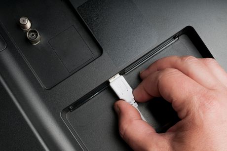 Televizor, USB Televizor, USB