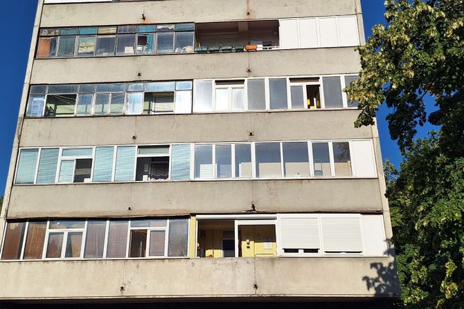 Zgrada, Novi Beograd, stan