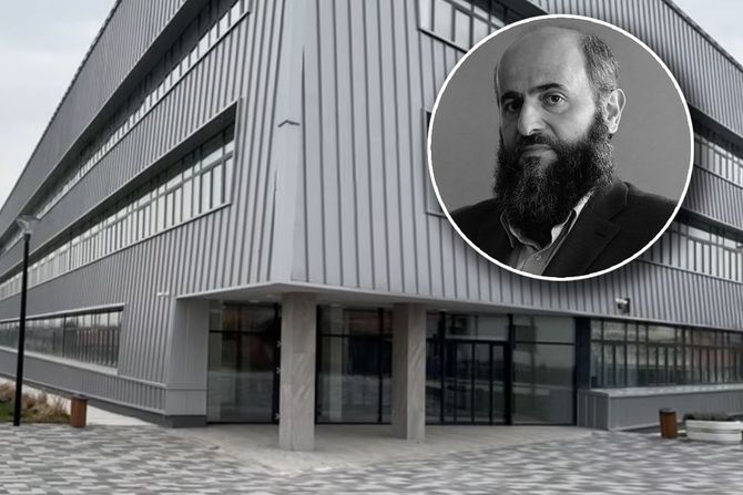 Muamer Zukorlić Muftija i škola Svetozar Marković u Sjenici