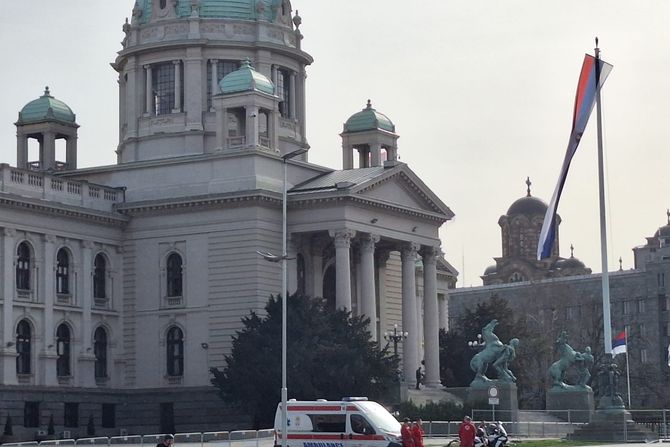 skupstina, pionirski park, traktori