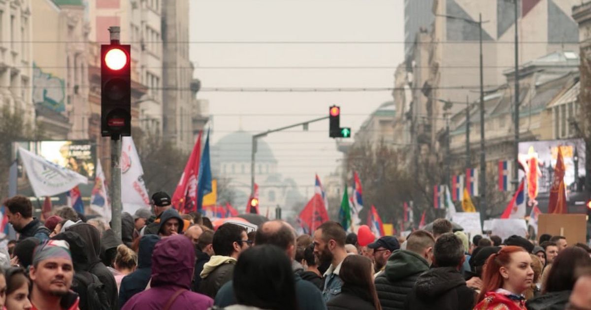 AP: Protesti u Beogradu protiv predsednika Vučića i Vlade Srbije