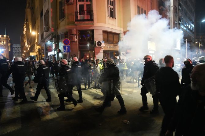 Beograd, protesti blokade 15.mart, Pionirski park, Skupština,  policija