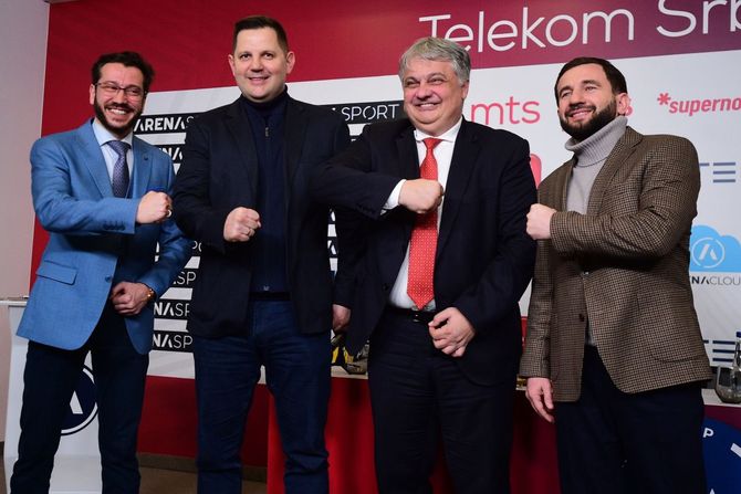 Adnan Baramović sa Vladimirom Lučićem, Nebošom Žugićem i Nenadom Borovčaninom iz Bokserskog saveza Srbije Adnan Baramović sa Vladimirom Lučićem, Nebošom Žugićem i Nenadom Borovčaninom iz Bokserskog saveza Srbije