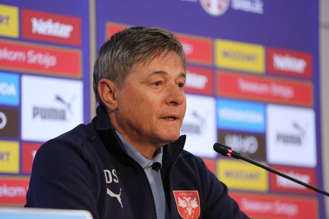 Dragan Stojković Piksi, Konferencija pred meč sa Austrijom, FSS