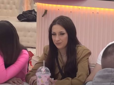 Stefani Grujić Stefani Grujić