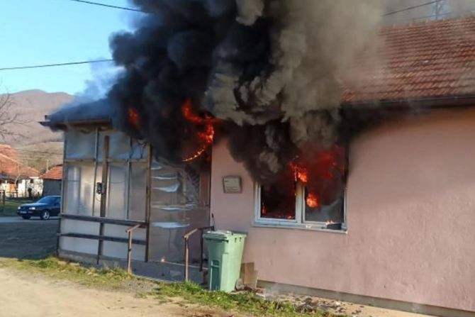 POŽAR U ZUPČU UNIŠTENA SEOSKA AMBULANTA