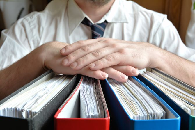 državni službenik državni službenik
