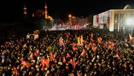 Snažan protest u Istanbulu: Hiljade na ulicama zbog hapšenja gradonačelnika, policija u punoj pripravnosti