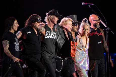 Guns N' Roses Guns N' Roses
