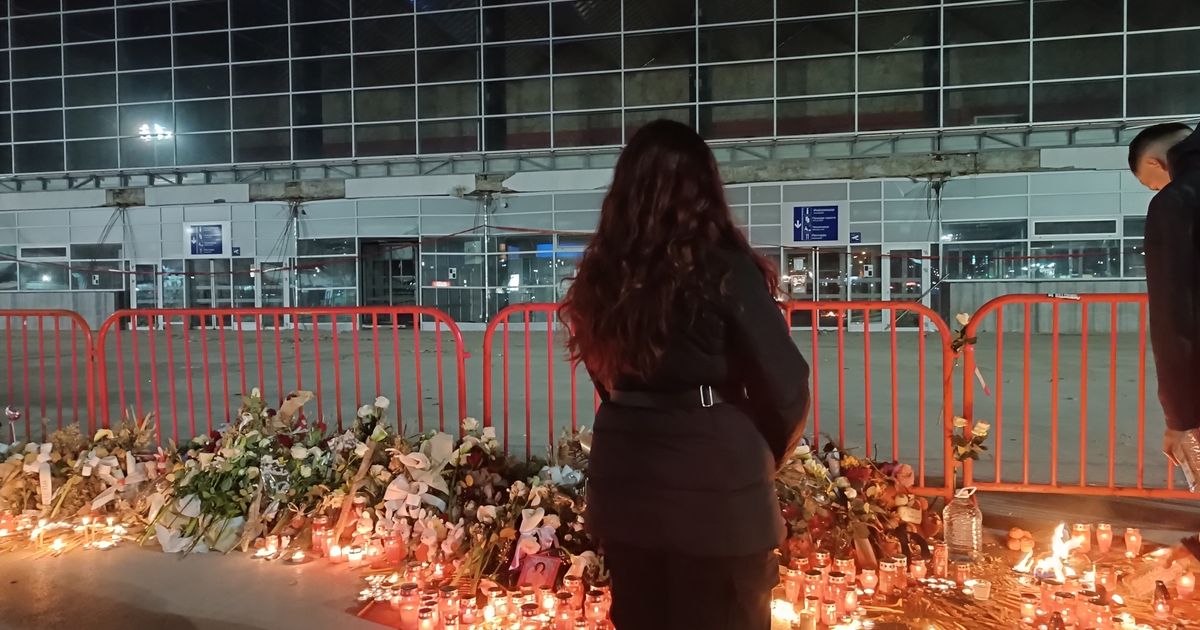 Studenti u blokadi organizovali šetnju povodom 5 meseci od tragedije na Železničkoj stanici u Novom Sadu