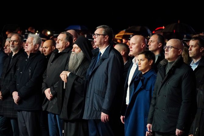 Obeležavanje Dana sećanja na stradale u NATO agresiji, Tomislav Nikolić, Milorad Dodik, patrijarh Porfirije, Aleksandar Vučić Obeležavanje Dana sećanja na stradale u NATO agresiji, Tomislav Nikolić, Milorad Dodik, patrijarh Porfirije, Aleksandar Vučić