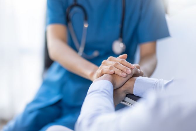 Bolnica, doktor, lekar, medicincka sestra, pacijent Bolnica, doktor, lekar, medicincka sestra, pacijent
