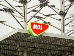 MOL