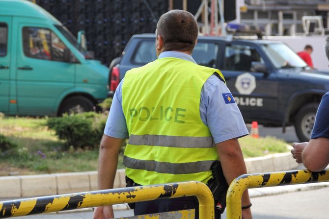 kosovska policija, kosovo, policija kosovska policija, kosovo, policija