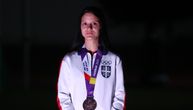 Njoj niko nije ravan, srpska atletičarka opet oborila rekord i uzela zlato, pobedila dečake za skoro 3 minuta