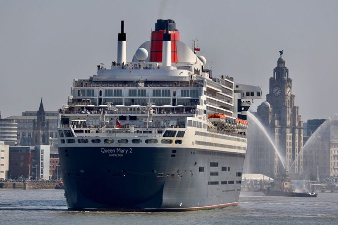 Queen Mary 2 Queen Mary 2