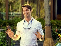 Patrik Švarceneger, The White Lotus