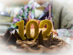 Super-stogodišnjaci