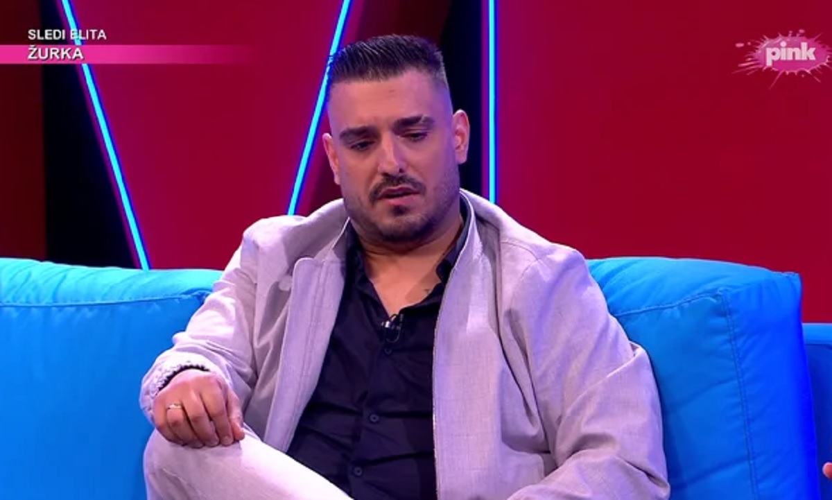 Lazić imao OVLAŠĆENJE za poznatu pevačicu! Bila maloletna kad je počela da peva, ovako je prelazila granicu