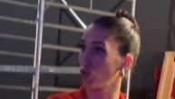 "Baraba!" Krišom snimao Jelisavetu Orašanin, pa sve objavio: Evo šta je glumica u tom trenutku radila